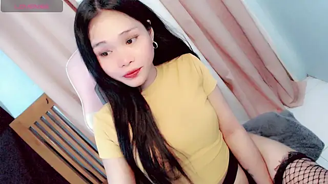 Snapshot of amomentoflust69 chatting on 10, 5, 2026 amomentoflust69 online show from 10, 5, 2026