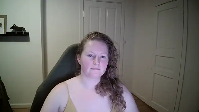 Girlnina-1995 online show from 2, 1, 2025