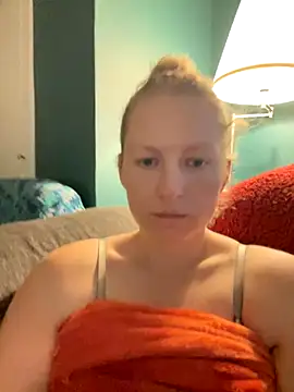 Girlnina-1995 online show from 24, 10, 2025