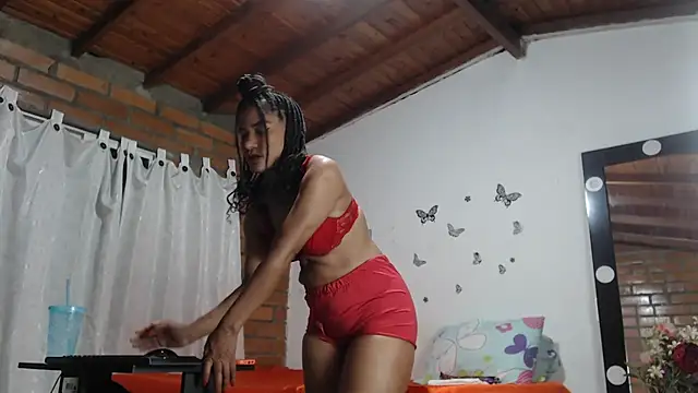 Bigassmommy x online show from 4, 3, 2025