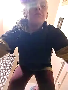 eatmeplease44 online show from 8, 9, 2025