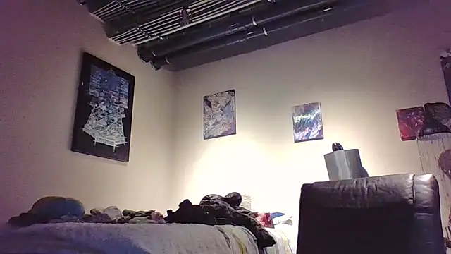 eatmeplease44 online show from 6, 2, 2026