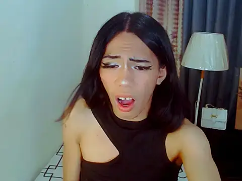 ELLIZABETHFORCUMXX online show from 15, 9, 2025