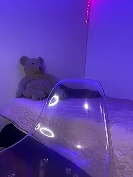 MeganKitty  online show from 8, 12, 2024