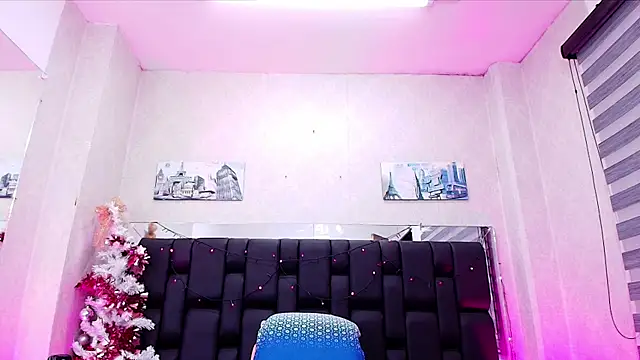  carolina fox online show from 22, 1, 2025