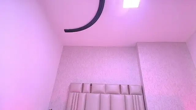 Snapshot of _carolina_fox chatting on 3, 2, 2026 carolina fox online show from 3, 2, 2026