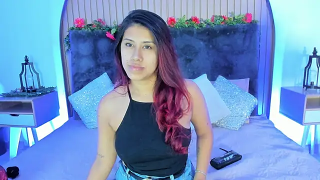 Karlagonzales  online show from 21, 10, 2025