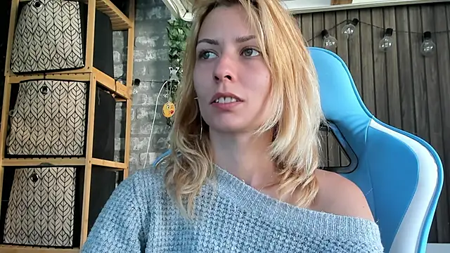 karo123421 online show from 18, 9, 2025