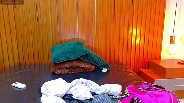 SilvanaCapelli online show from 26, 11, 2025