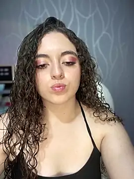 AshleyKim  online show from 30, 1, 2025