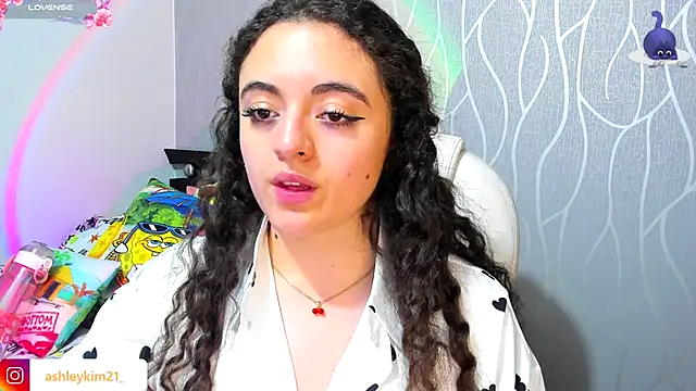 AshleyKim  online show from 1, 10, 2025