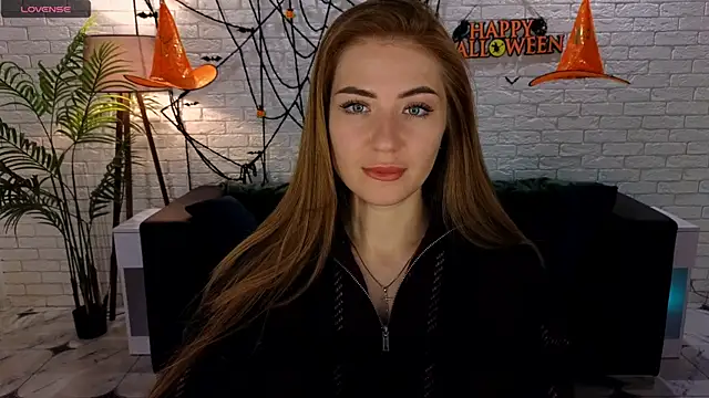Adelyna Bird online show from 16, 10, 2025