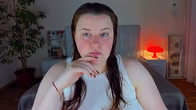 PolinaSalvatore online show from 3, 7, 2026