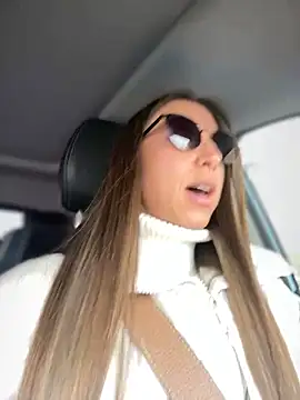 EvaCatt online show from 1, 3, 2025