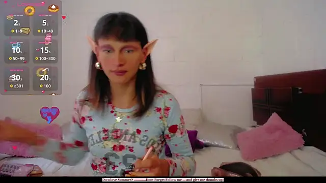 Snapshot of Summer_XO chatting on 20, 10, 2025 Summer XO online show from 20, 10, 2025