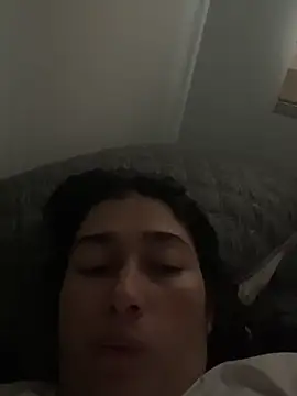 andreaisis2 online show from 4, 4, 2026