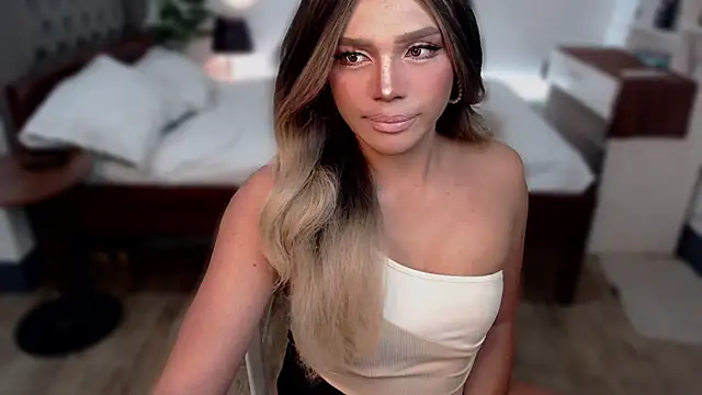 Snapshot of liaa_lurrecams chatting on 8, 11, 2025 liaa lurrecams online show from 8, 11, 2025