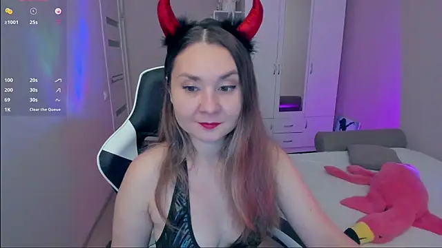 Devil Mixi online show from 31, 10, 2025