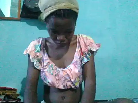 sweetchic  online show from 5, 3, 2025