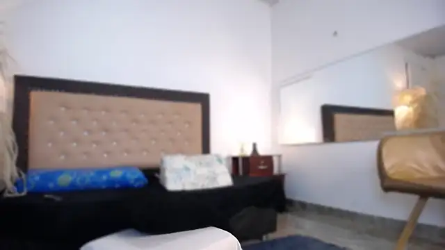 Snapshot of Lia_sarahi chatting on 13, 1, 2025 Lia sarahi online show from 13, 1, 2025