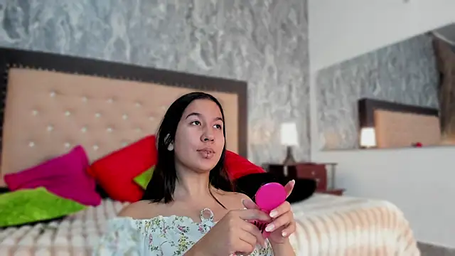 Snapshot of Lia_sarahi chatting on 12, 3, 2025 Lia sarahi online show from 12, 3, 2025