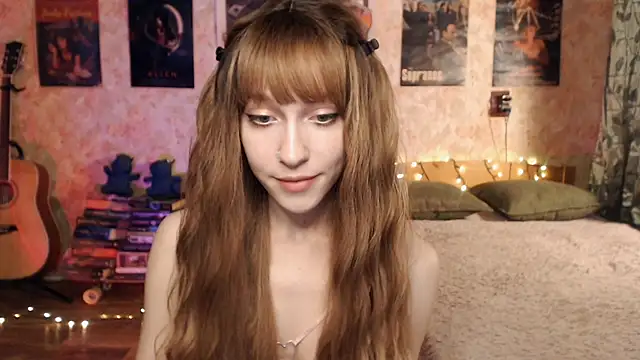 Friendly Ellie online show from 21, 12, 2024