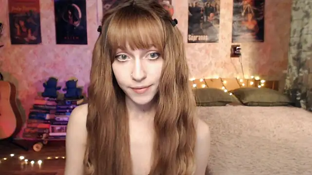 Friendly Ellie online show from 28, 12, 2024