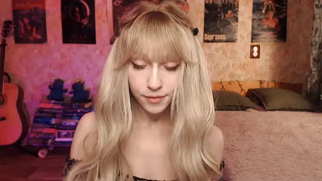 Friendly Ellie online show from 2, 3, 2025