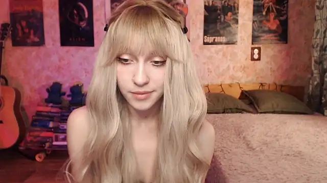 Friendly Ellie online show from 2, 3, 2025