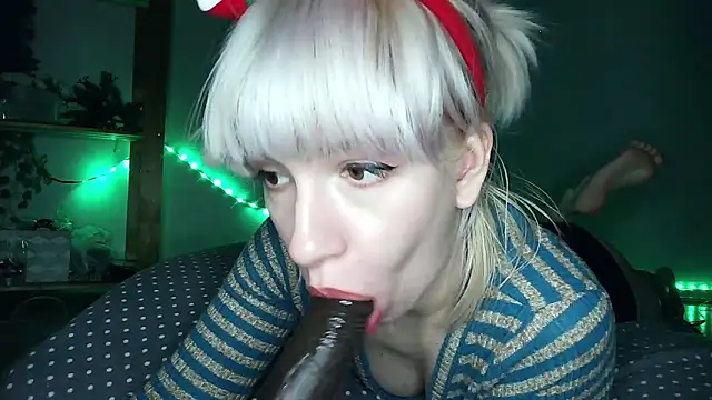 Snapshot of cruellagoth666 chatting on 22, 12, 2024 cruellagoth666 online show from 22, 12, 2024