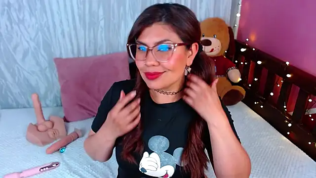 Queenamazon1 online show from 28, 10, 2025