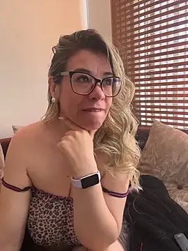 salomesweet13 online show from 3, 2, 2026