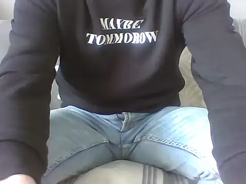 Snapshot of aroj95 chatting on 19, 2, 2026 aroj95 online show from 19, 2, 2026