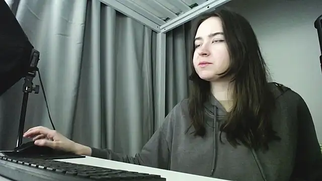 Snapshot of RichMasya- chatting on 10, 2, 2025 RichMasya- online show from 10, 2, 2025