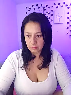 Snapshot of camilalatti chatting on 21, 2, 2025 camilalatti online show from 21, 2, 2025