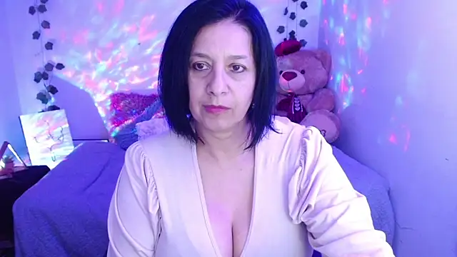 Snapshot of camilalatti chatting on 27, 9, 2025 camilalatti online show from 27, 9, 2025
