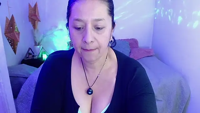 Snapshot of camilalatti chatting on 8, 2, 2026 camilalatti online show from 8, 2, 2026