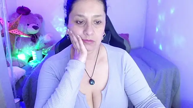 Snapshot of camilalatti chatting on 27, 3, 2026 camilalatti online show from 27, 3, 2026