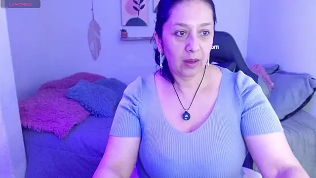 Snapshot of camilalatti chatting on 10, 5, 2026 camilalatti online show from 10, 5, 2026
