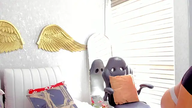 EmmaFerrary online show from 13, 3, 2026