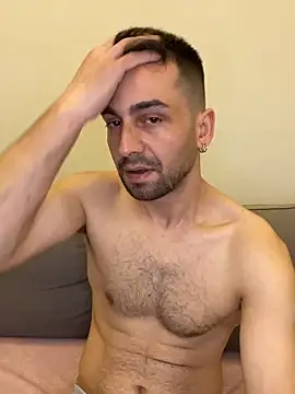 Snapshot of Emre-34 chatting on 22, 4, 2026 Emre-34 online show from 22, 4, 2026