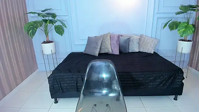 cintiagreyx online show from 25, 3, 2026