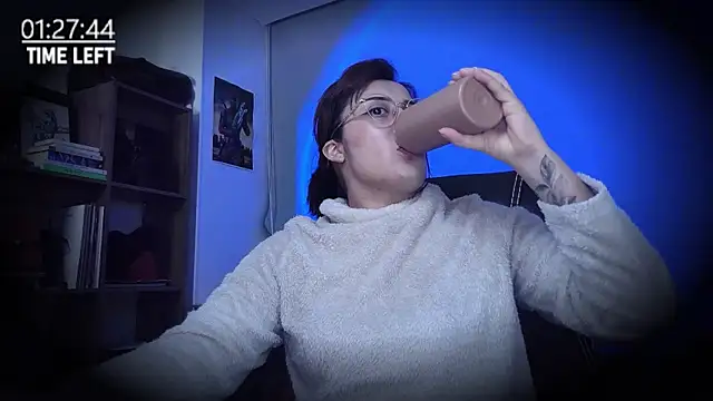 Snapshot of Scarlett_Sen chatting on 19, 6, 2026 Scarlett Sen online show from 19, 6, 2026