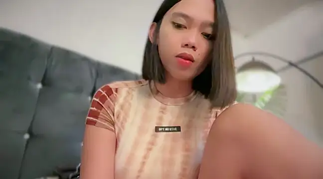 GenesisCastillano online show from 20, 2, 2025