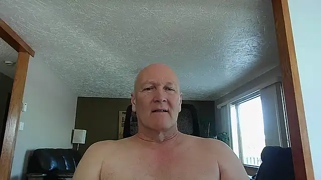 Snapshot of BasicAnt chatting on 15, 1, 2025 BasicAnt online show from 15, 1, 2025