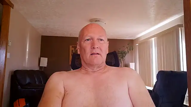 Snapshot of BasicAnt chatting on 30, 6, 2026 BasicAnt online show from 30, 6, 2026