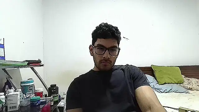 Snapshot of x-sebastian chatting on 1, 12, 2024 x-sebastian online show from 1, 12, 2024