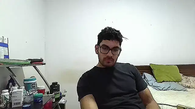 Snapshot of x-sebastian chatting on 1, 12, 2024 x-sebastian online show from 1, 12, 2024