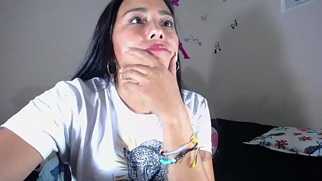Snapshot of hanna_girl21 chatting on 10, 7, 2026 hanna girl21 online show from 10, 7, 2026