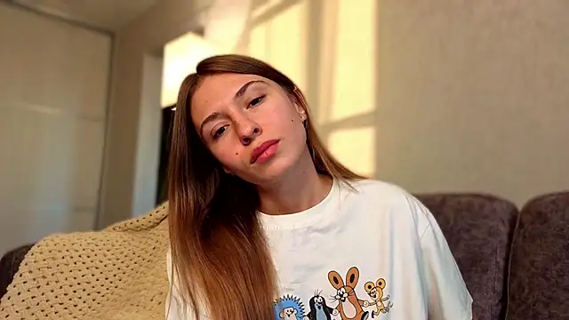 LovelyKatea online show from 11, 10, 2025